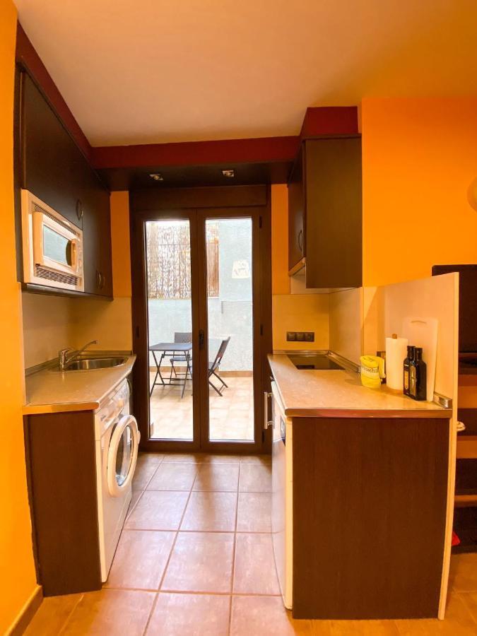 Apartamentos Turisticos Graus Exteriör bild