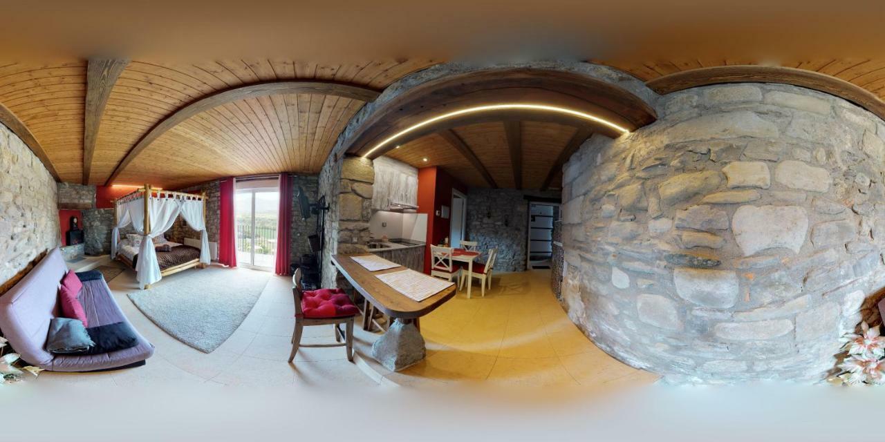 Apartamentos Turisticos Graus Exteriör bild